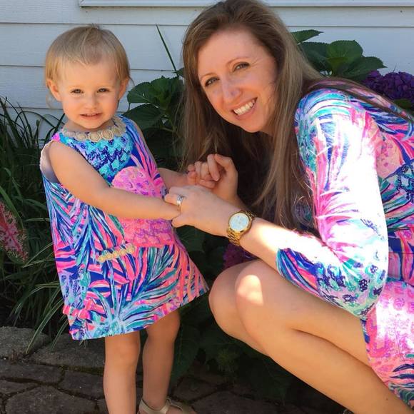 Meet your Posher, Erin - Picture 1 of 1